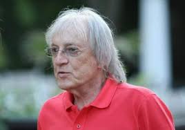 În ultima perioadă, starea de sănătate a artistului este precară, acesta suferind o operație pe cord în vara. Mihai Constantinescu A Murit Citeste Toate Articolele Despre Mihai Constantinescu A Murit Pagina 1 Din 1 Antena 1