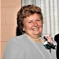 Emma Henning's Instagram, Twitter & Facebook