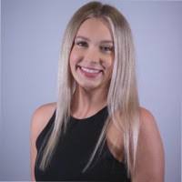 Zoe Garner's Instagram, Twitter & Facebook