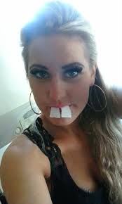 Roxanne Saunders (@RoxanneSaunde13)