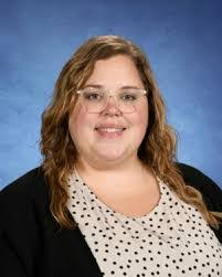 Lori Mcdaniel's Instagram, Twitter & Facebook