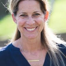 Lori Stauffer's Instagram, Twitter & Facebook