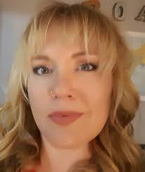 Denise Rempel's Instagram, Twitter & Facebook