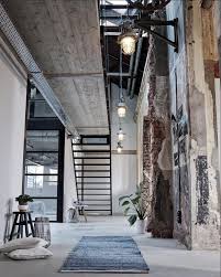 Desolee Aucun Descriptif Sur Ce Lieu Ni Sur Le Nom Du Photographe Dommage Interieur Maison Design Renovation Maison Ancienne Green Design