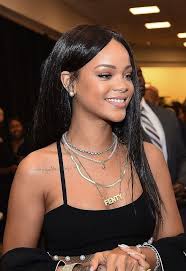 Rihanna straight auburn bob, bobby pins hairstyle | steal her style. Rihanna Latest Hairstyles 2015 For Black Women Rihanna Looks Rihanna Fenty Rihanna Photos