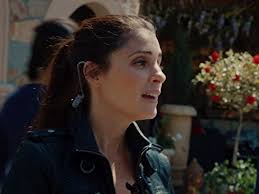 All about celebrity Shiri Appleby! Birthday: 7 December 1978, Los Angeles,  California, USA! Fusion Movies