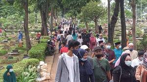 Pengalaman pernah bekerja di pelayanan kegawatdaruratan atau di fasilitas kesehatan minimal 6 bulan 1. Sudin Pertamanan Hutan Kota Jakarta Pusat Membatasi Peziarah Untuk Mencegah Penyebaran Virus Corona Halaman All Warta Kota