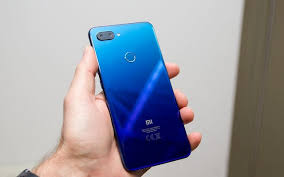Slimmer devices are easier to carry in pocket and look more fashionable. Xiaomi Mi 8 Lite Hits Pakistani Mobile Market For Pkr 34 999 Phoneworld