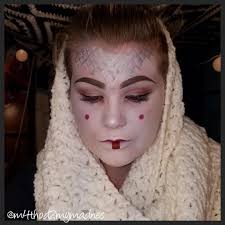 Sarah Fleury (@m4thod2mymadnes)