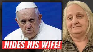 Elise Roper's Instagram, Twitter & Facebook