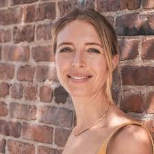 Hailey Eichner Email & Phone Number