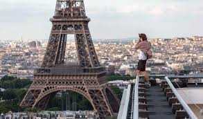 الجنون فنون صور فريدة لأجمل المواقع السياحية Paris Travel Photos Paris Place