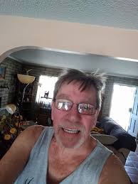 Introduction and birthday celebration in You Old Hippie group