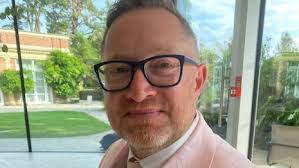 Sean Sewell's Instagram, Twitter & Facebook