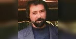 Ross Easterling's Instagram, Twitter & Facebook