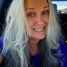 What are some strategies for managing Pokemon Go friendships and sending  gifts?