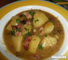 C Est Un Plat Que Ma Mere Faisait Surtout En Fin De Mois Donc Super Economique Qui Tient Bien Au Corps Hi Hi Recettes De Cuisine Recette De Plat Cuisine