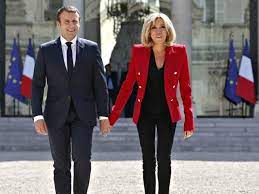 Emmanuel macron'un karısı brigitte trogneux aslında lise öğretmeni. Brigitte Macron Talks Marriage Age Gap With French President Emmanuel Macron