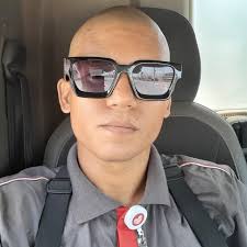 Max Souza (@eumaxsouza__) • Instagram photos and videos