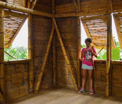 Somos la empresa constructora de casas con estructura de madera líder en catalunya desde 1978. Casas De Madera En Ecuador Uso Del Material En La Arquitectura Contemporanea Plataforma Arquitectura