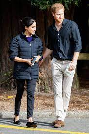 His fans have normally questioned if meghan markle smoking.however, the truth is that absolutely nothing has been confirmed till the moment. Meghan Markle Smoking Slippers Meghan Markle Shoes Lookbook Stylebistro