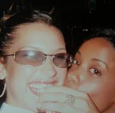 169.897 fotos e imágenes de alta resolución de Victorias Secret