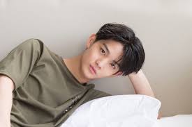 Light me up · 06. Wanna One S Bae Jin Young To Forgo College Entrance Exam This Year Kissasian