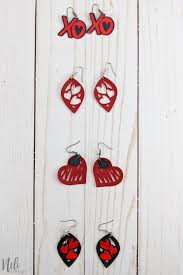 Boucles D Oreilles Pour La St Valentin A Faire Soi Meme Valentines Diy Valentine S Day Diy Valentines