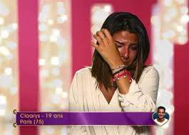 Six cœurs à prendre font leur entrée dans l'aventure et ont pour objectif de séduire des jeunes femmes afin de trouver le grand amour. Les Princes De L Amour La Guerre Est Declaree Entre Claarys Et Madge Sebastien Vomit En Plein Dating Toutelatele