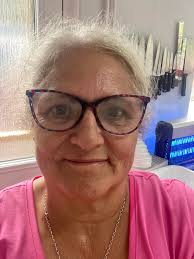 Leg circles and leg waves in the hoop, could have made these more effective  if I could have engaged my abs a bit more but currently 22 weeks pregnant  so just taking