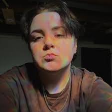 Ella Blum (@ellablumoficial)