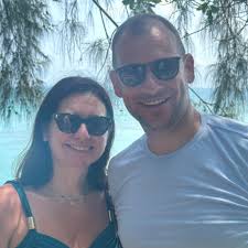 Hello everyone! I'm looking for a recommendation