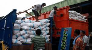 Sebenarnya saya sedikit kecewa karena pmk yang baru ini adalah revisi dari sebelumnya dan dalam aturan yang baru ini saya sebagai asosiasi merasa tidak diajak diskusi untuk perumusanya, ungkap. Soal Beras Bansos Basah Menko Pmk Sudah Tidak Ada Masalah Okezone Economy