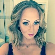 Suzanne Rennie's Instagram, Twitter & Facebook