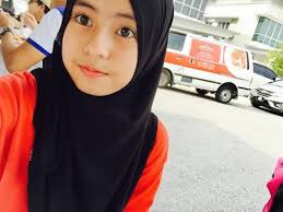 Hari ni mia nak kenalkan handsocks dari @hananur_hq. Mia Sara Nasuha Influencerwiki