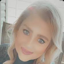 Heather Pucci's Instagram, Twitter & Facebook