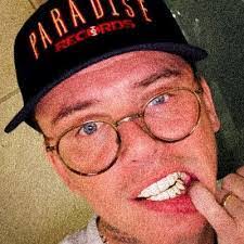 Eric Flick's Instagram, Twitter & Facebook