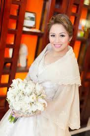 As a result of spanish colonialism, much of modern filipino weddings have become catholic. Pin By Hillary Jimenez On Reference Filipiniana Wedding Gowns Rustic Chic Wedding Dress Filipiniana Wedding Dress