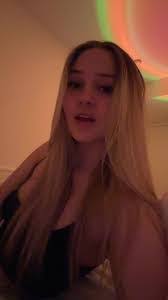 Jillian Randall's Instagram, Twitter & Facebook