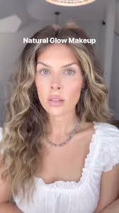 Kelli Kimbrough's Instagram, Twitter & Facebook