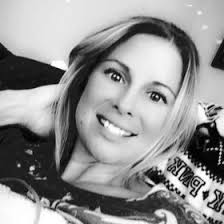 Jaclyn Simmons (jaclynmuter403)