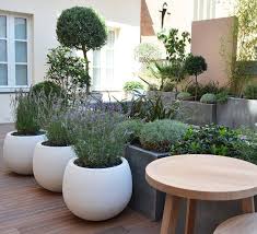 Une centaine d'exposants sont présents sur la salon de la piscine, qui représentent toute l'activité piscine et jardin : Pots Et Plantes Le Bon Accord Decoration Jardin Jardins Et Deco Jardin
