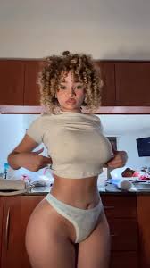 @BrokenByBratss video Tweet