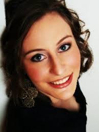 Elisa JOLY (Paramount Home Entertainment à BOULOGNE BILLANCOURT)