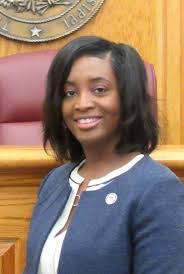 Danielle Shorter's Instagram, Twitter & Facebook