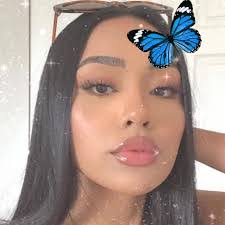 Melissa Calma's Instagram, Twitter & Facebook