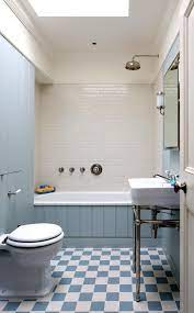 Visit one of our five tile showrooms or view online. 75 Beautiful Traditional Ceramic Tile Bathroom Pictures Ideas July 2021 Houzz