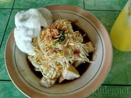 Sup ayam (ala pak min klaten). Kupat Tahu Kancilan Kuliner Lezat Di Ngaglik Sleman Yogya Gudegnet
