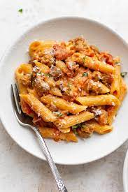 This Recipe Makes One Amazing Weeknight Dinner This Easy Italian Sausage Pasta Is Italian Sausage Recipes Sausage Pasta Recipes Italian Sausage Recipes Pasta
