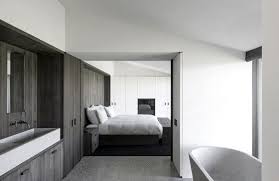 Tr Residence By Vincent Van Duysen Architects Detached Houses In 2020 Vincent Van Duysen Bedroom Interior Residences